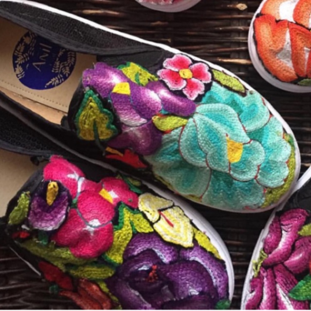 Floral Embroidered Platform Espadrille